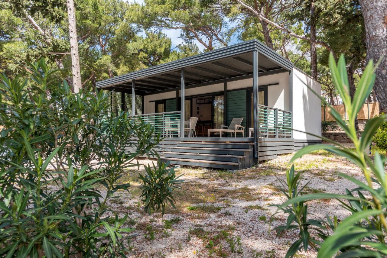 Riviera Mobile Campsite *